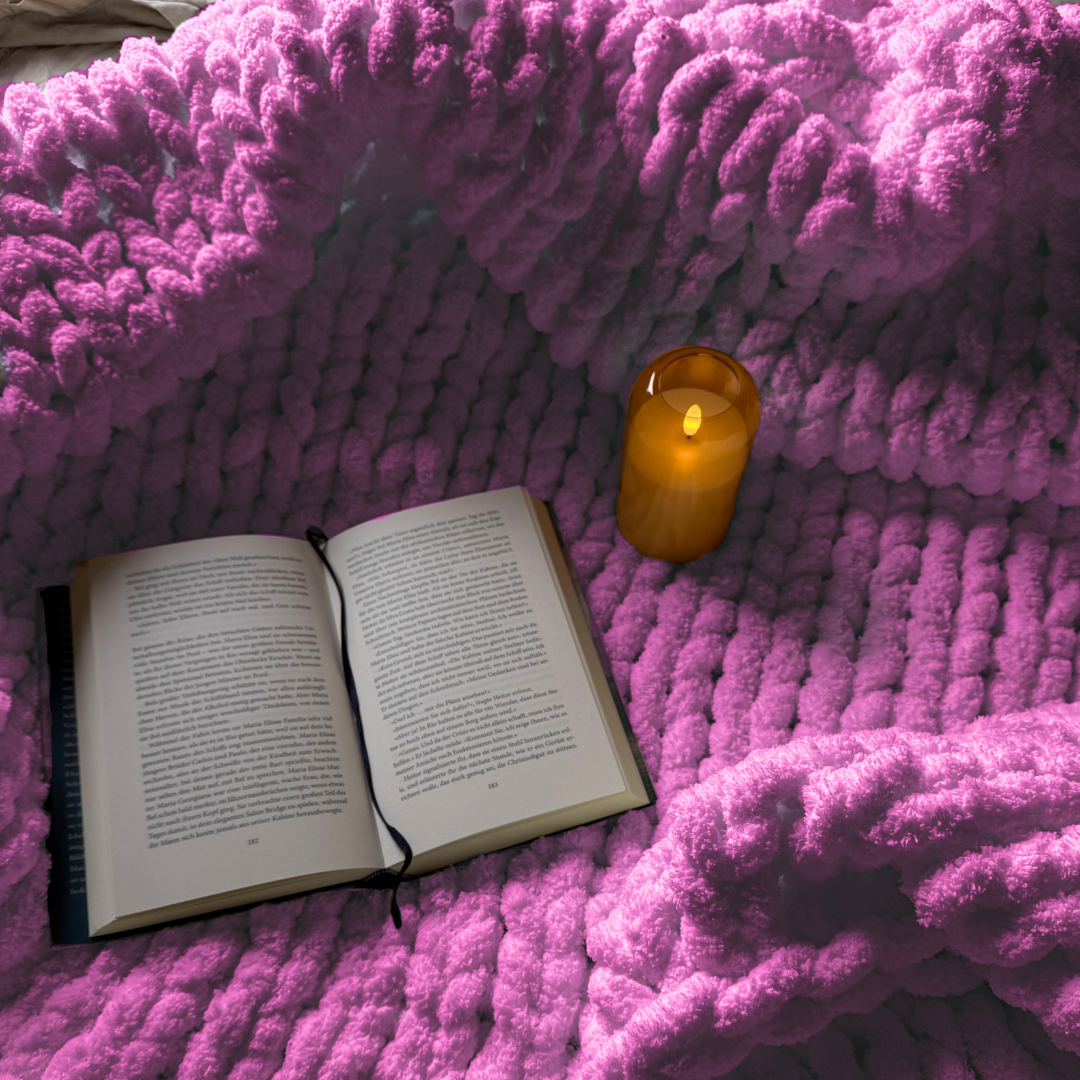 Grobstrickdecke aus Chenille Garn - Lilac SIS.