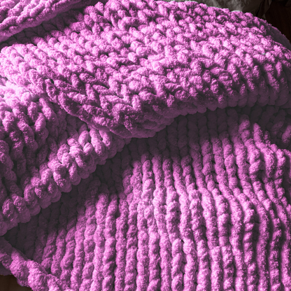 Grobstrickdecke aus Chenille Garn - Lilac SIS.