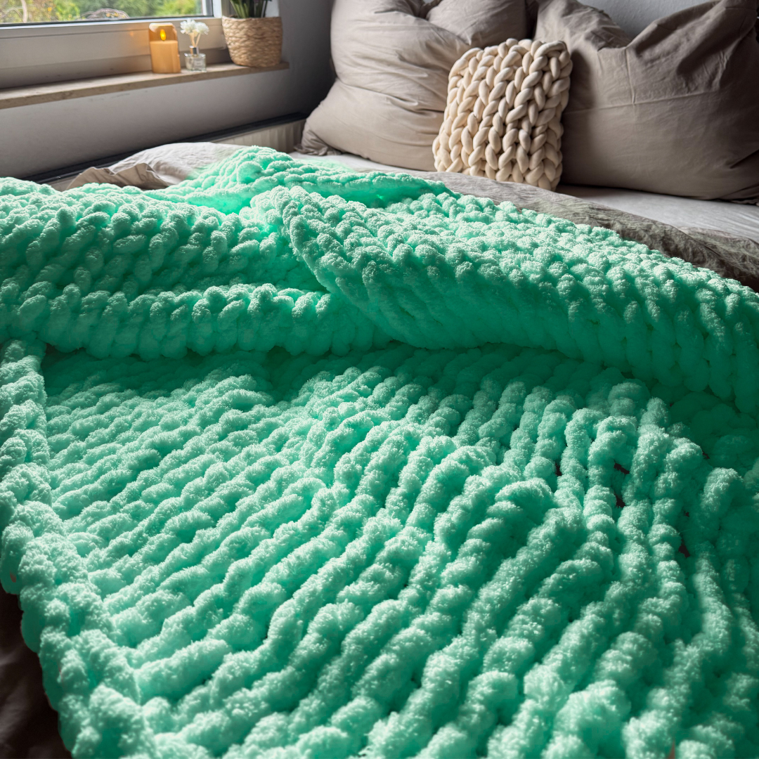 Grobstrickdecke aus Chenille Garn - Mint Green SIS.