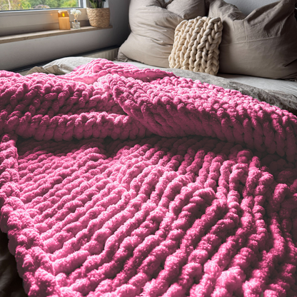 Grobstrickdecke aus Chenille Garn - Princess Pink SIS.