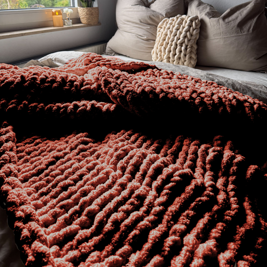 Grobstrickdecke aus Chenille Garn - Rust Red SIS.