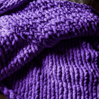 Grobstrickdecke aus Chenille Garn - Violet SIS.