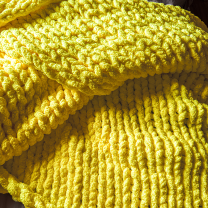 Grobstrickdecke aus Chenille Garn - Yellow SIS.