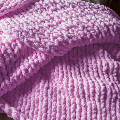 Grobstrickdecke aus Chenille Garn - Light purple SIS.