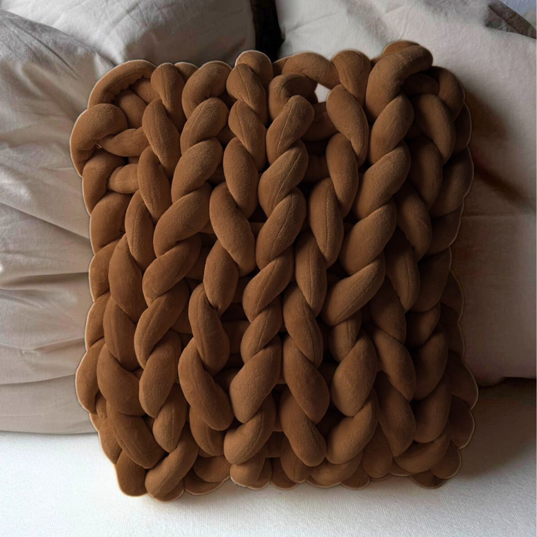 Grobstrickkissen aus Chunky Wolle - Braun SIS.