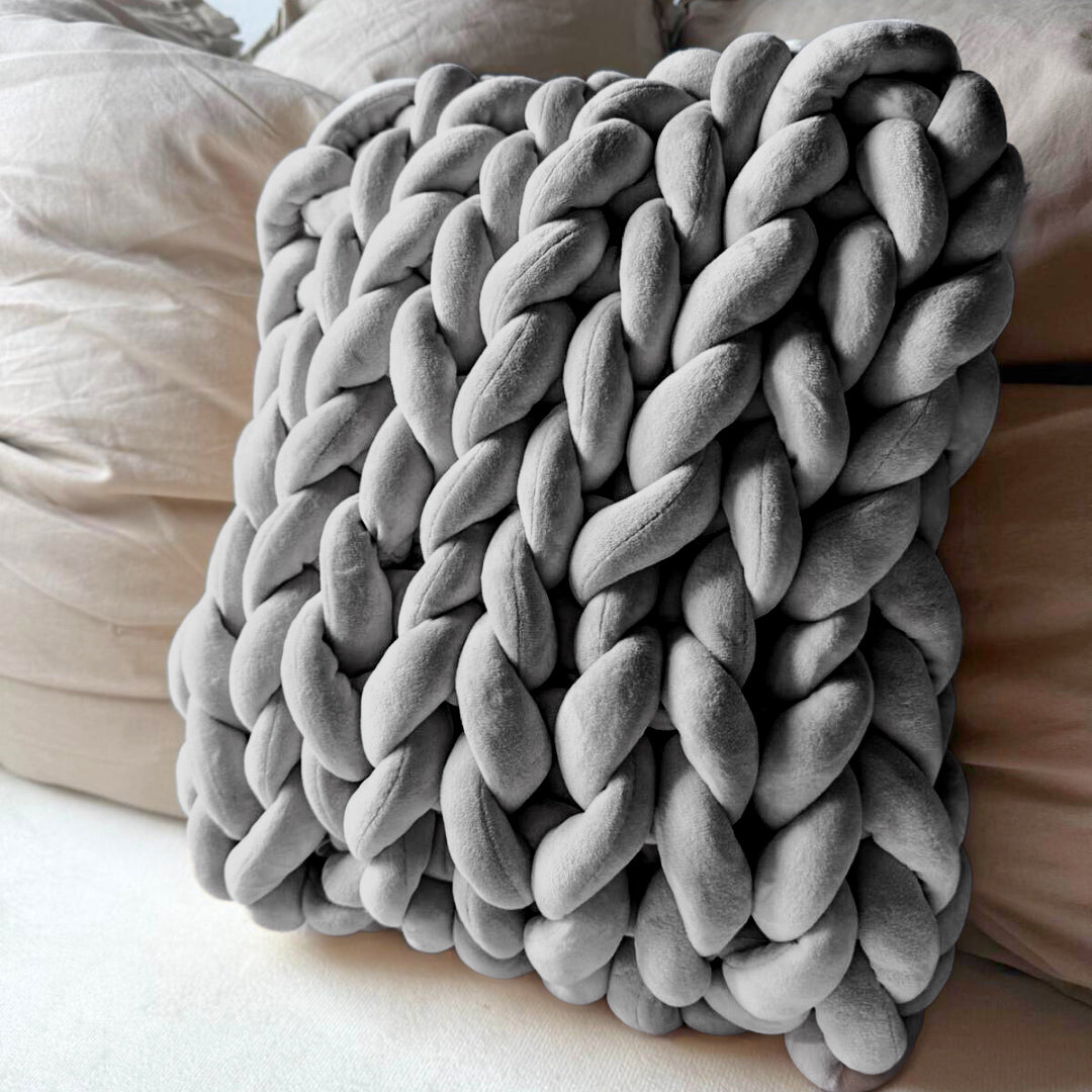Grobstrickkissen aus Chunky Wolle - Grau SIS.
