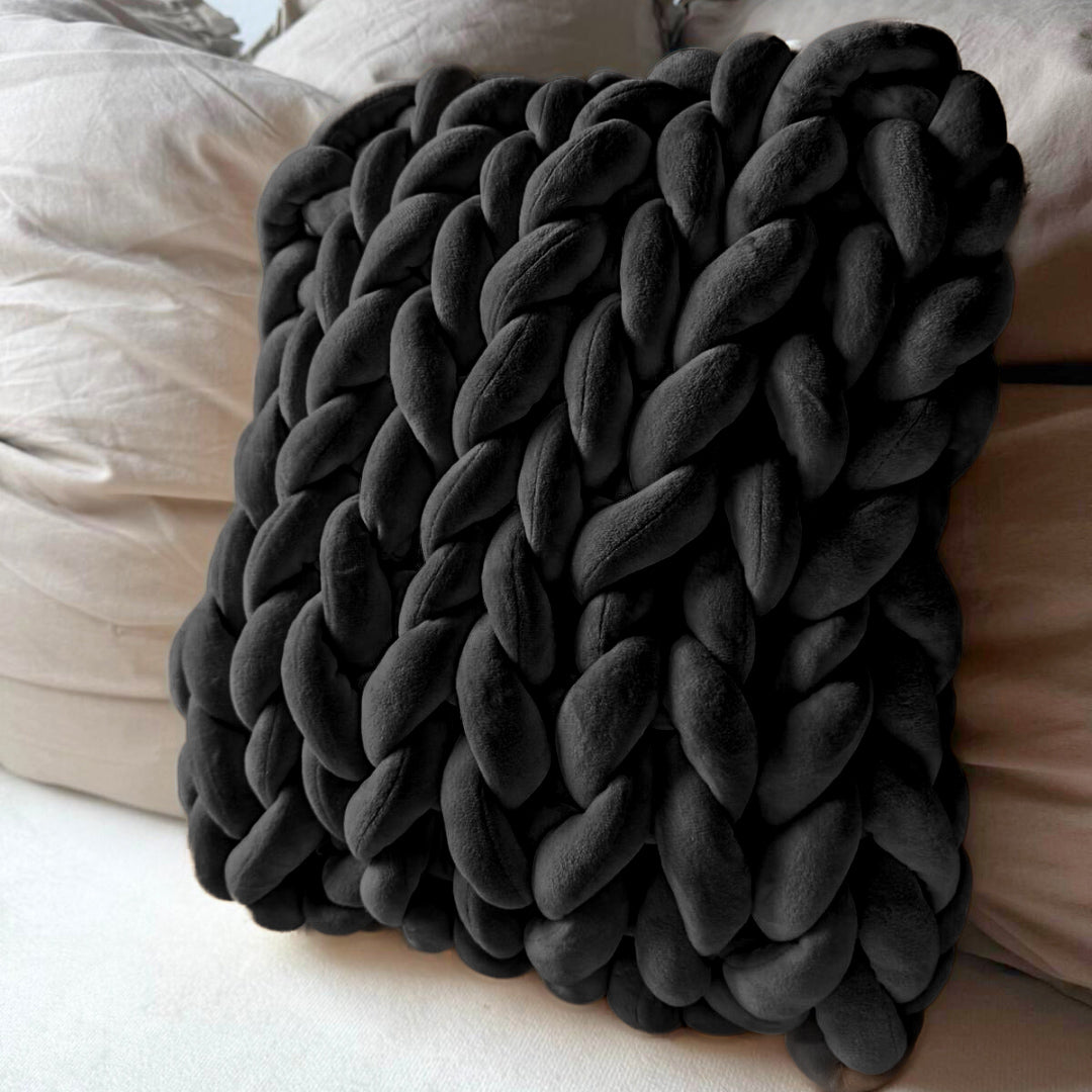 Grobstrickkissen aus Chunky Wolle - Schwarz SIS.