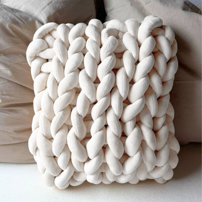 Grobstrickkissen aus Chunky Wolle - Weiß SIS.
