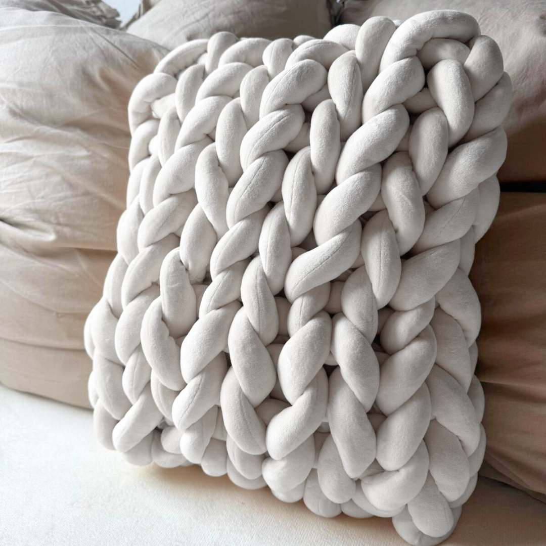 Grobstrickkissen aus Chunky Wolle - Weiß SIS.