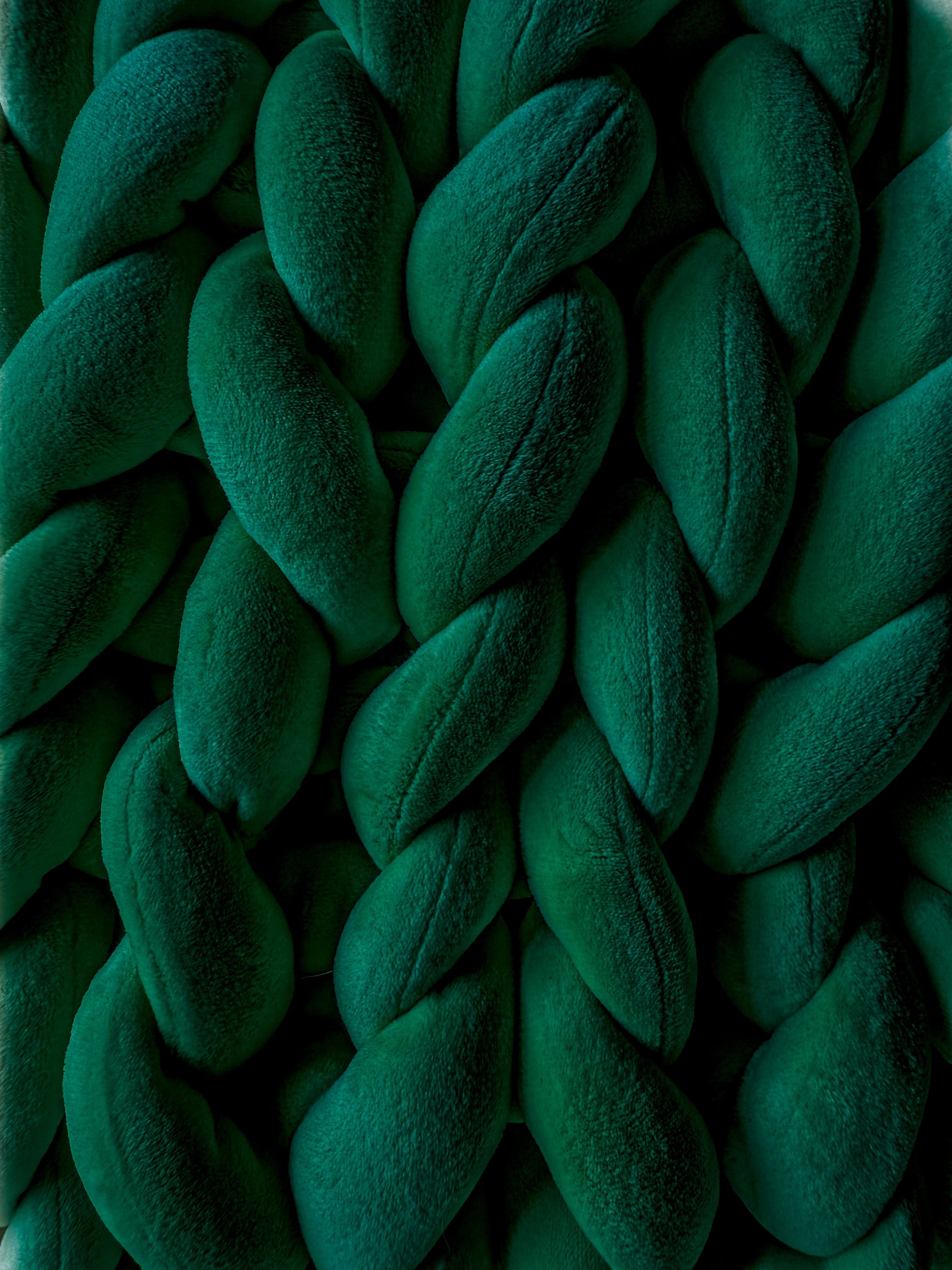 Grobstrickkissen aus Chunky Wolle - Dunkelgrün SIS.