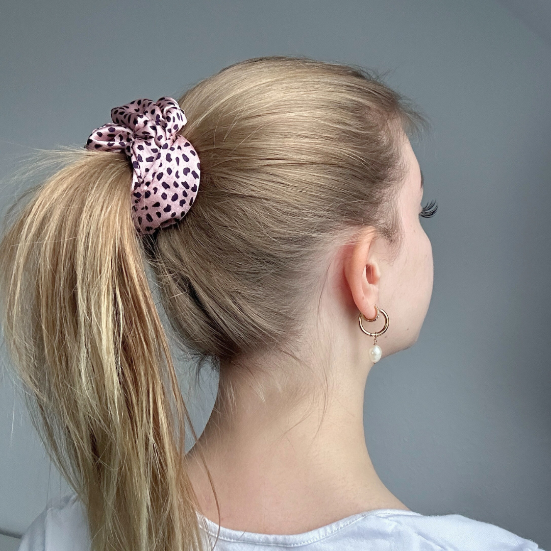 Getragener XXL Scrunchie Pink Leo