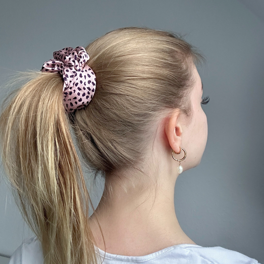 Getragener XXL Scrunchie Pink Leo