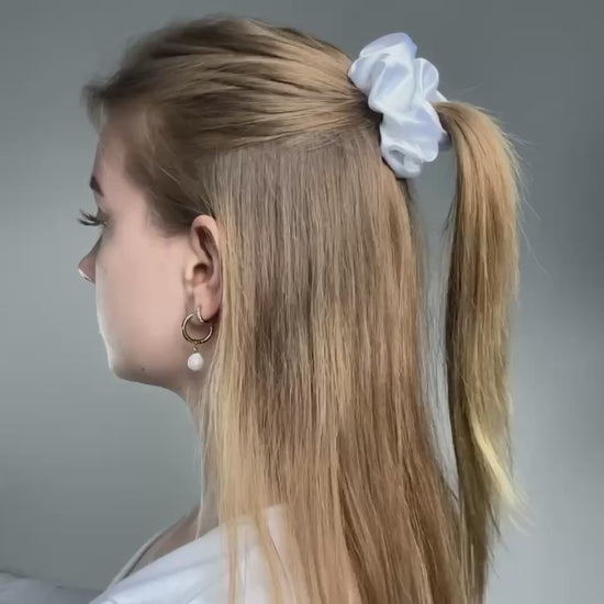 Scrunchie Weiß Video