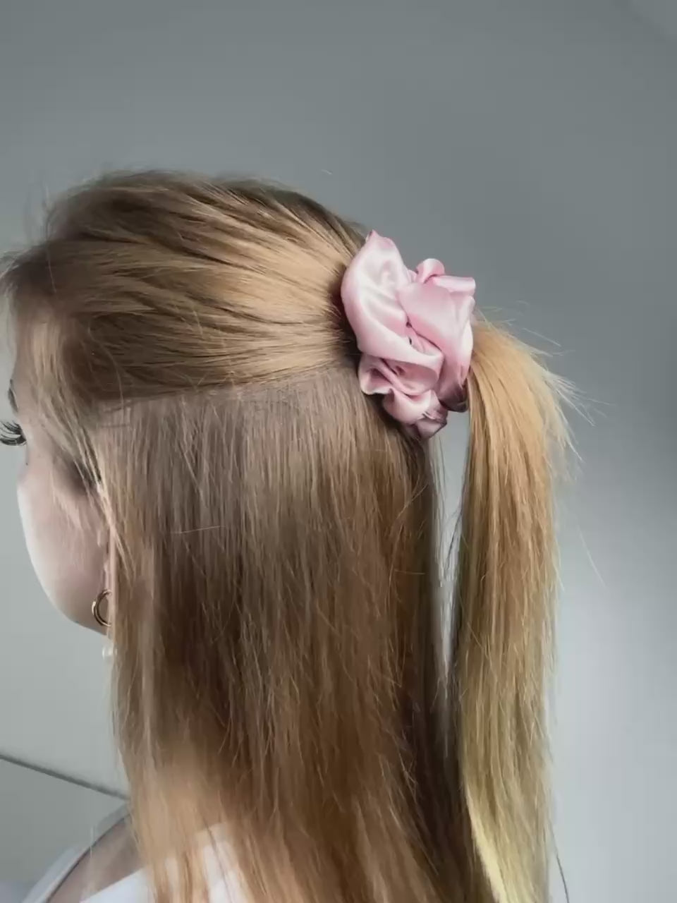 Scrunchie Getragen Pink