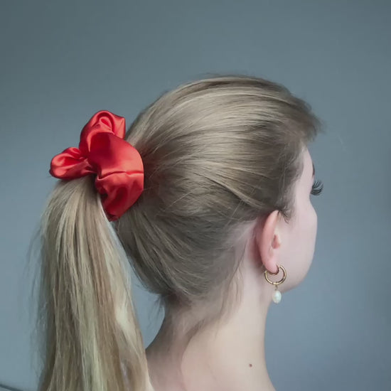 Video Getragener XXL Scrunchie